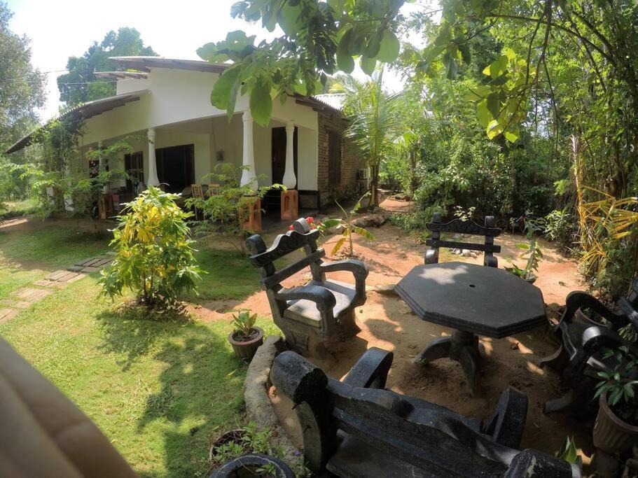 Sigiriya Village Home Stay מראה חיצוני תמונה